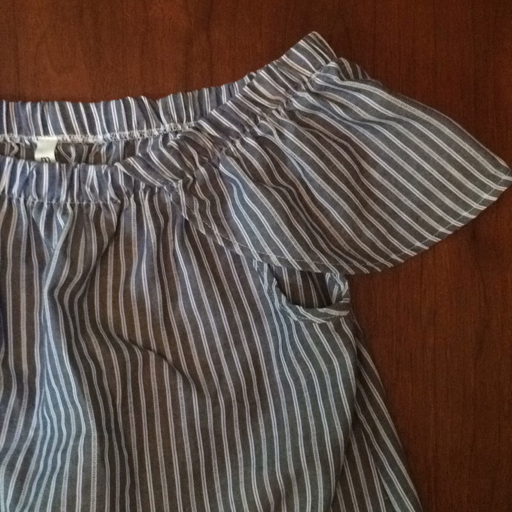 MTS Cold Shoulder Summer Top - Picture 4 of 7